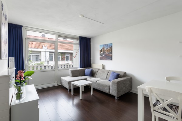 Medium property photo - Djambistraat 27-3, 1094 AX Amsterdam